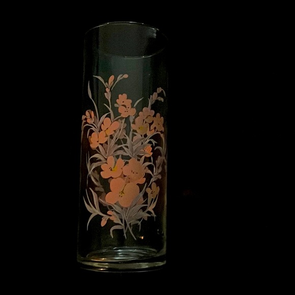 Vase- 1987 Glass Pink Flowers Pasabahce Vase Made In Turkey - Picture 4 of 10